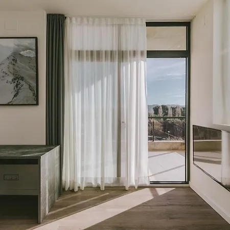 Cim Apartahotel 4*
