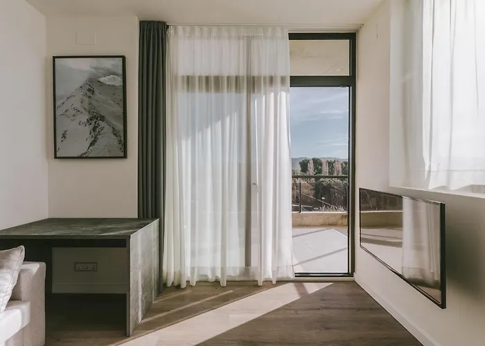 Cim Apartahotel 4*